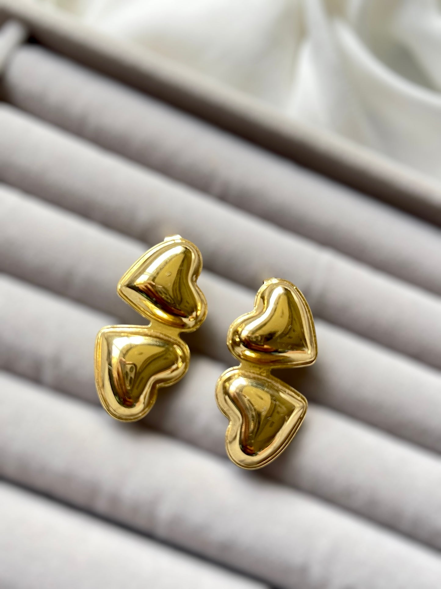 Glimomora Earrings