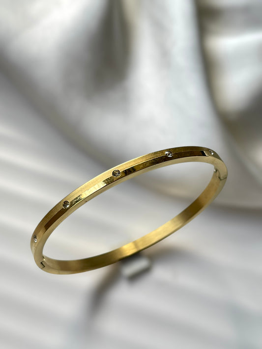 Bloomarc Cuff Bracelet