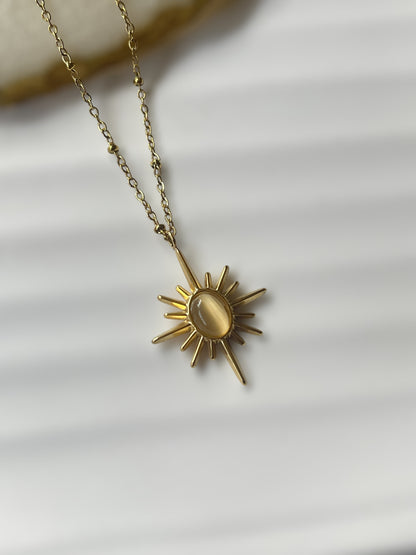 Dewlure Necklace