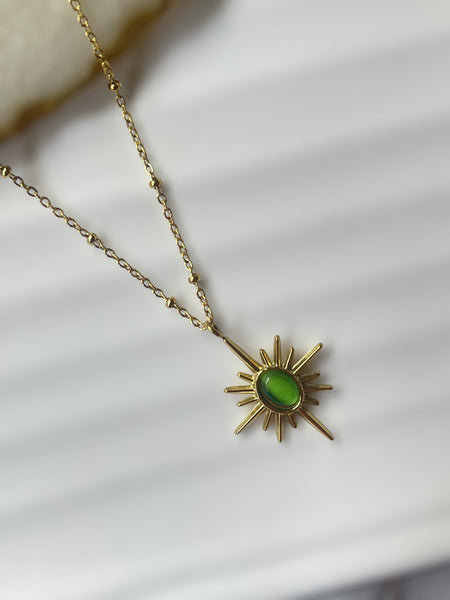 Dewlure Necklace