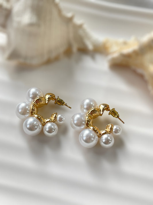 Celesta Pearl Earrings