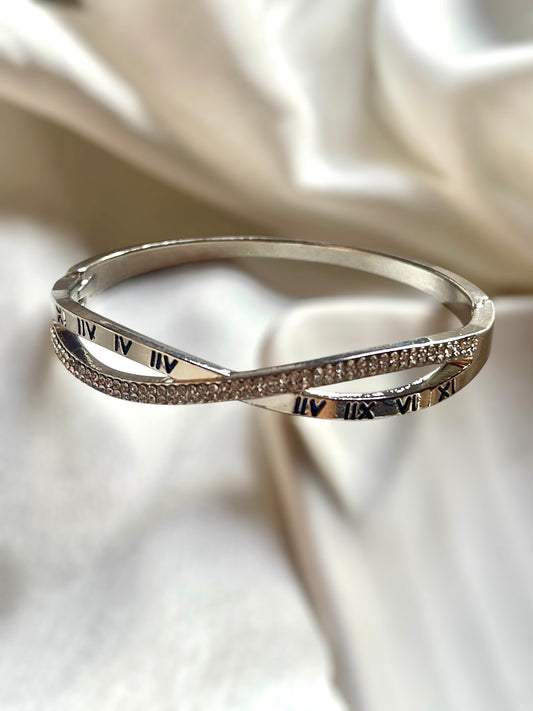 Romae Cuff Bracelet