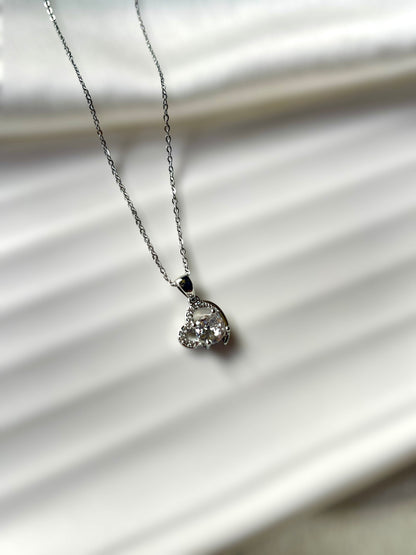 Shinelace Necklace