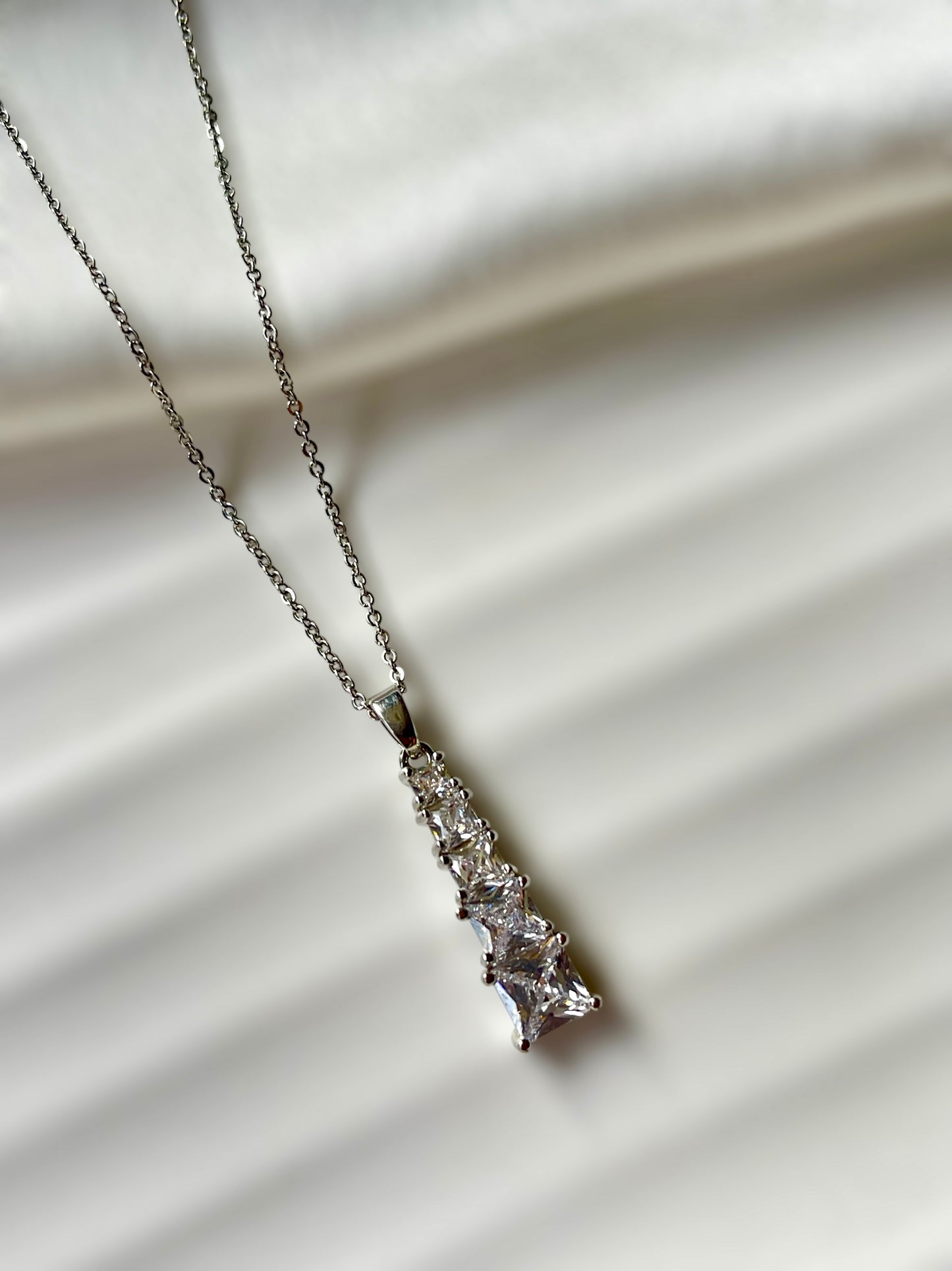 Moonleaf Necklace