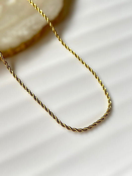 Vionne Necklace