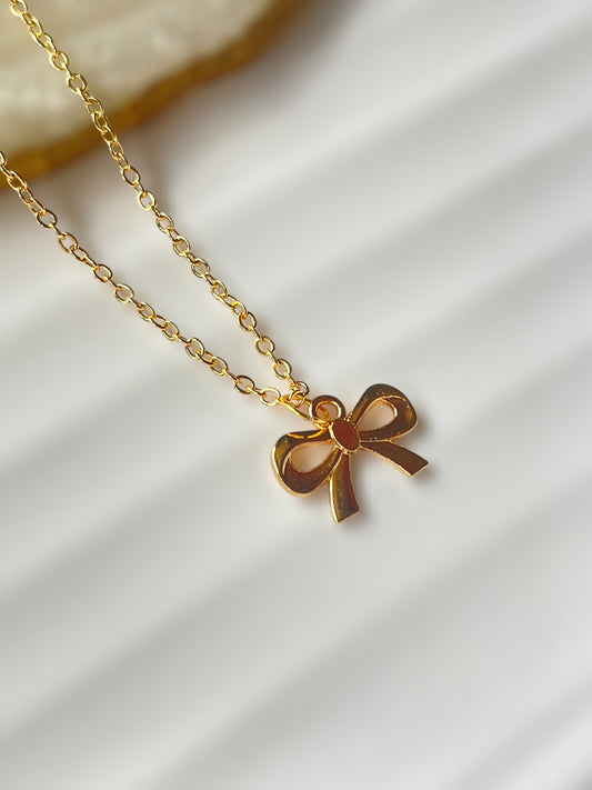 Cutsey Bow Necklace