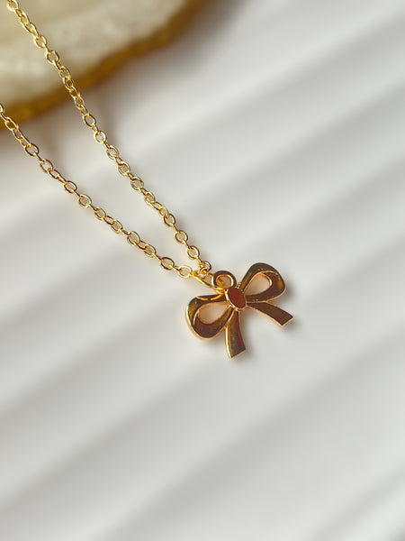Cutsey Bow Necklace