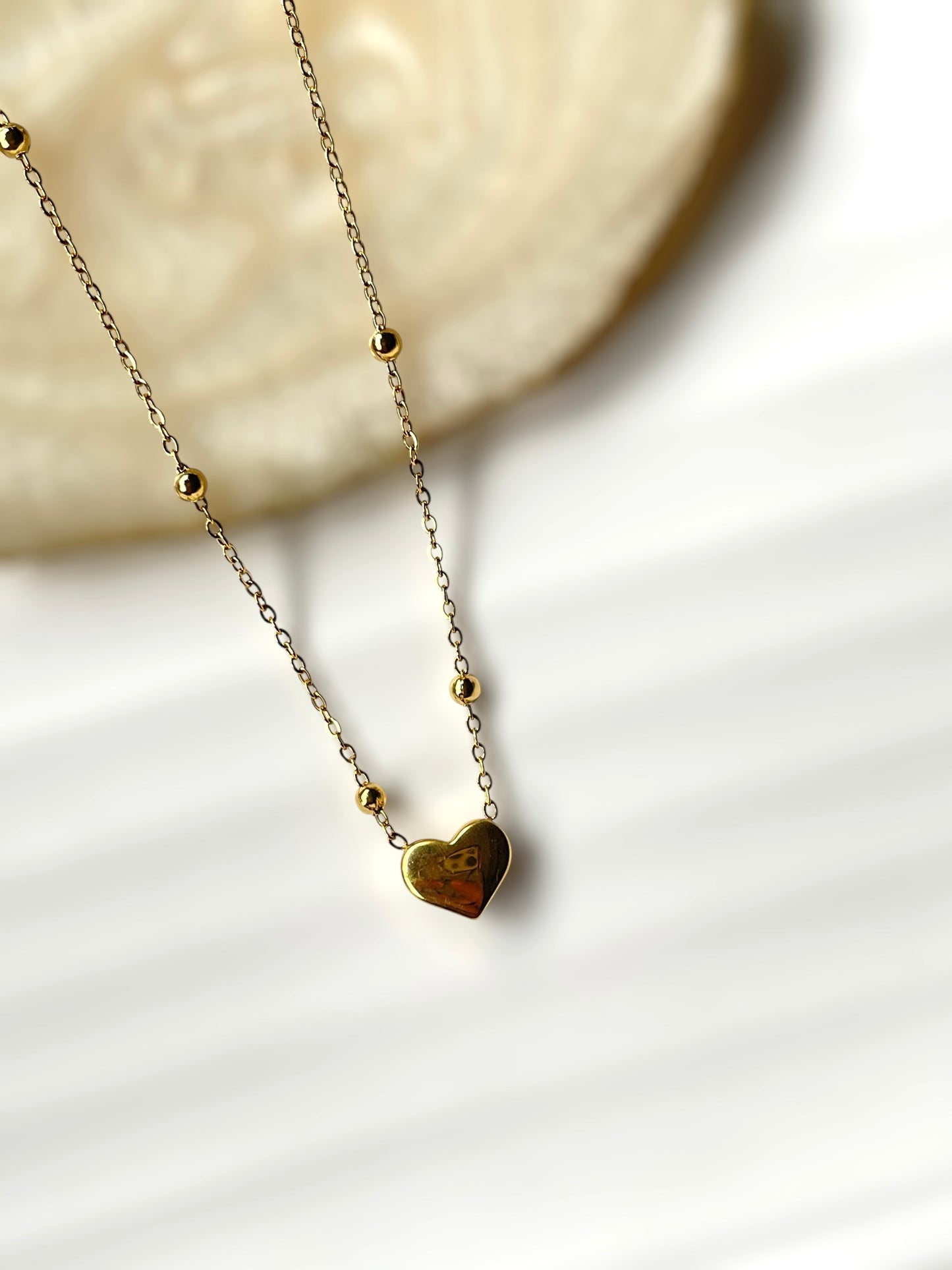 Saffron Sway Necklace