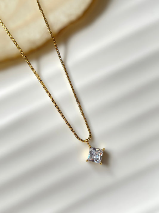 Gloria Necklace