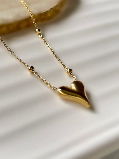 Dil Necklace