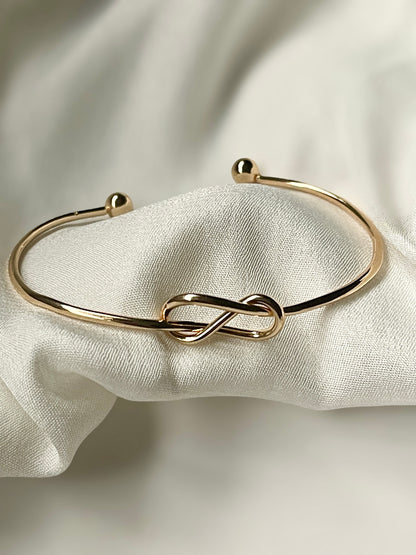Serava Cuff Bracelet