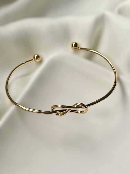 Serava Cuff Bracelet