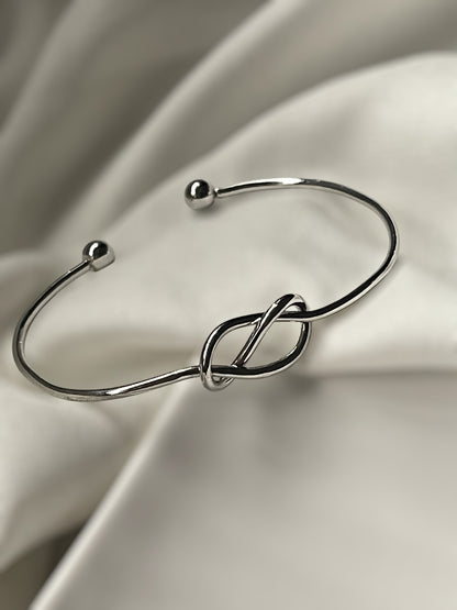 Serava Cuff Bracelet