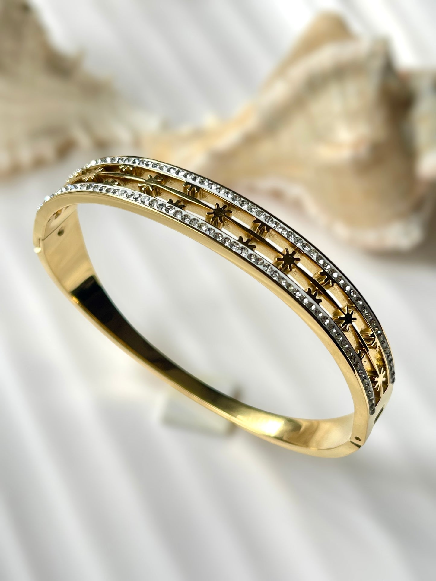 Arc Cuff Bracelet