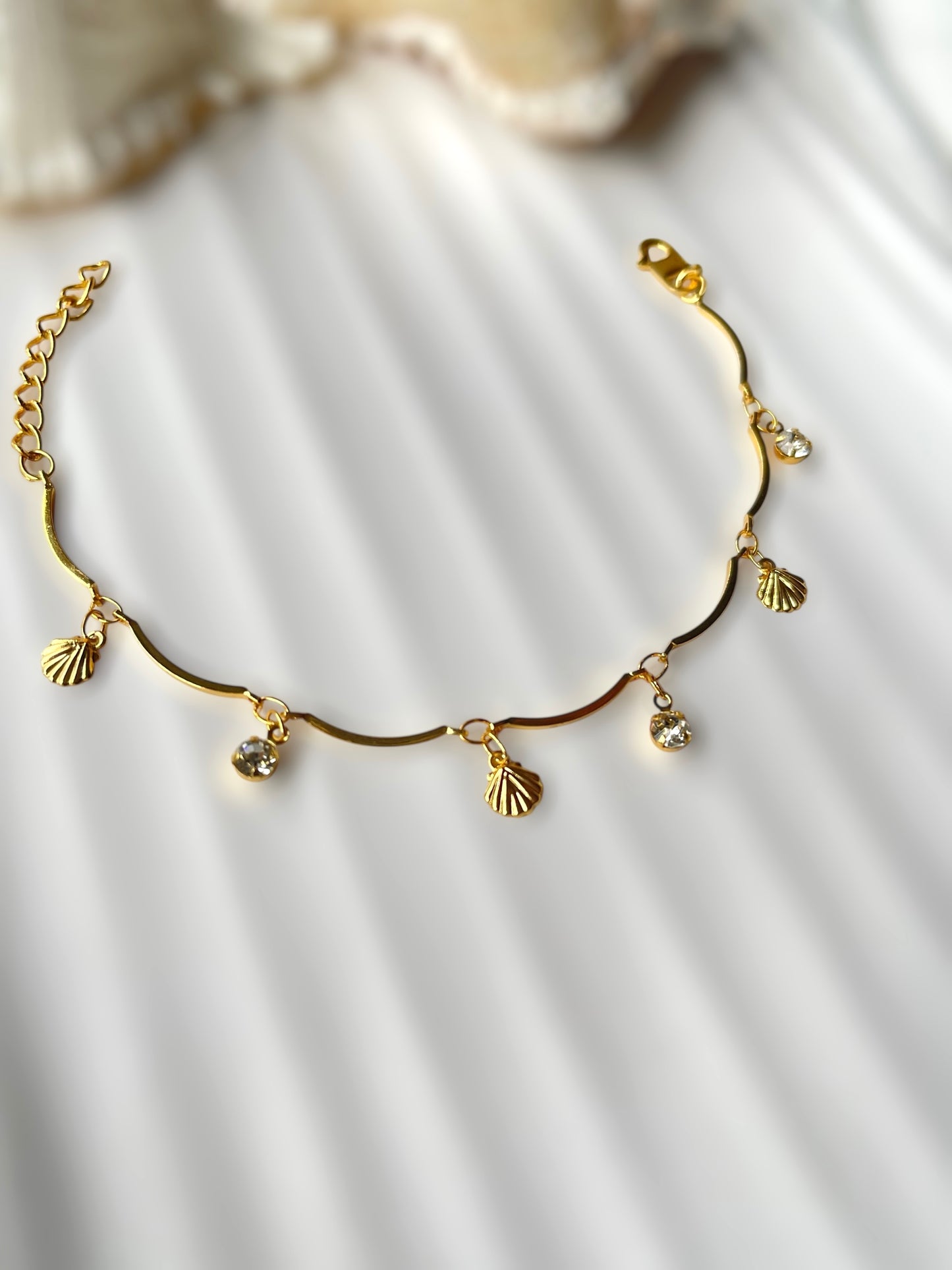Shell Charm Bracelet