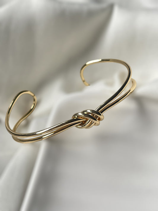 Horizon Clasp Cuff Bracelet