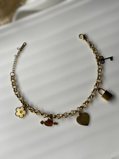 Cosmic Mesh Bracelet