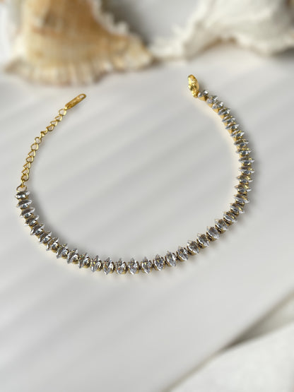 Radiant Row Bracelet (Medium)