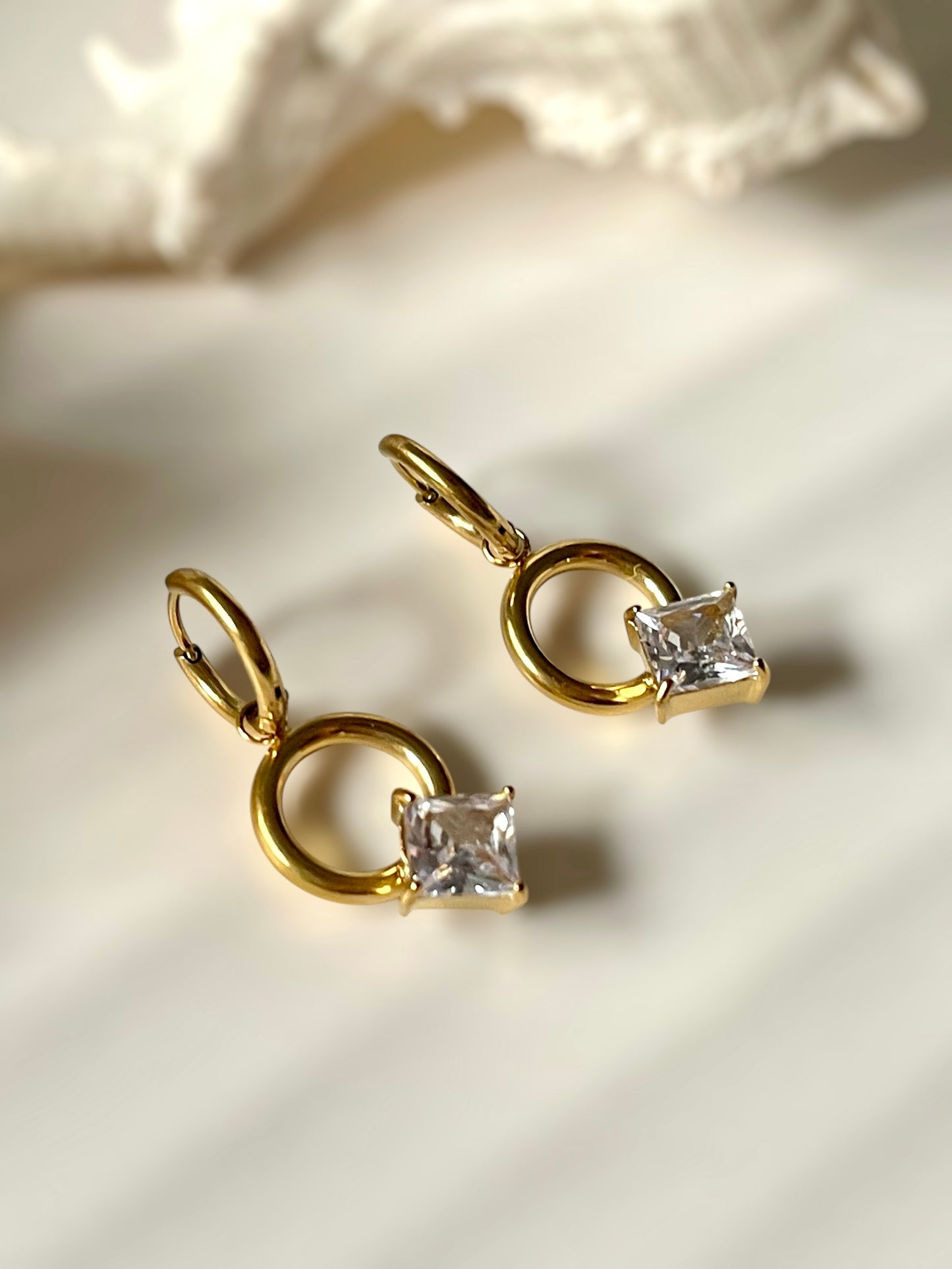 Detachable Nebula Nooks Earrings