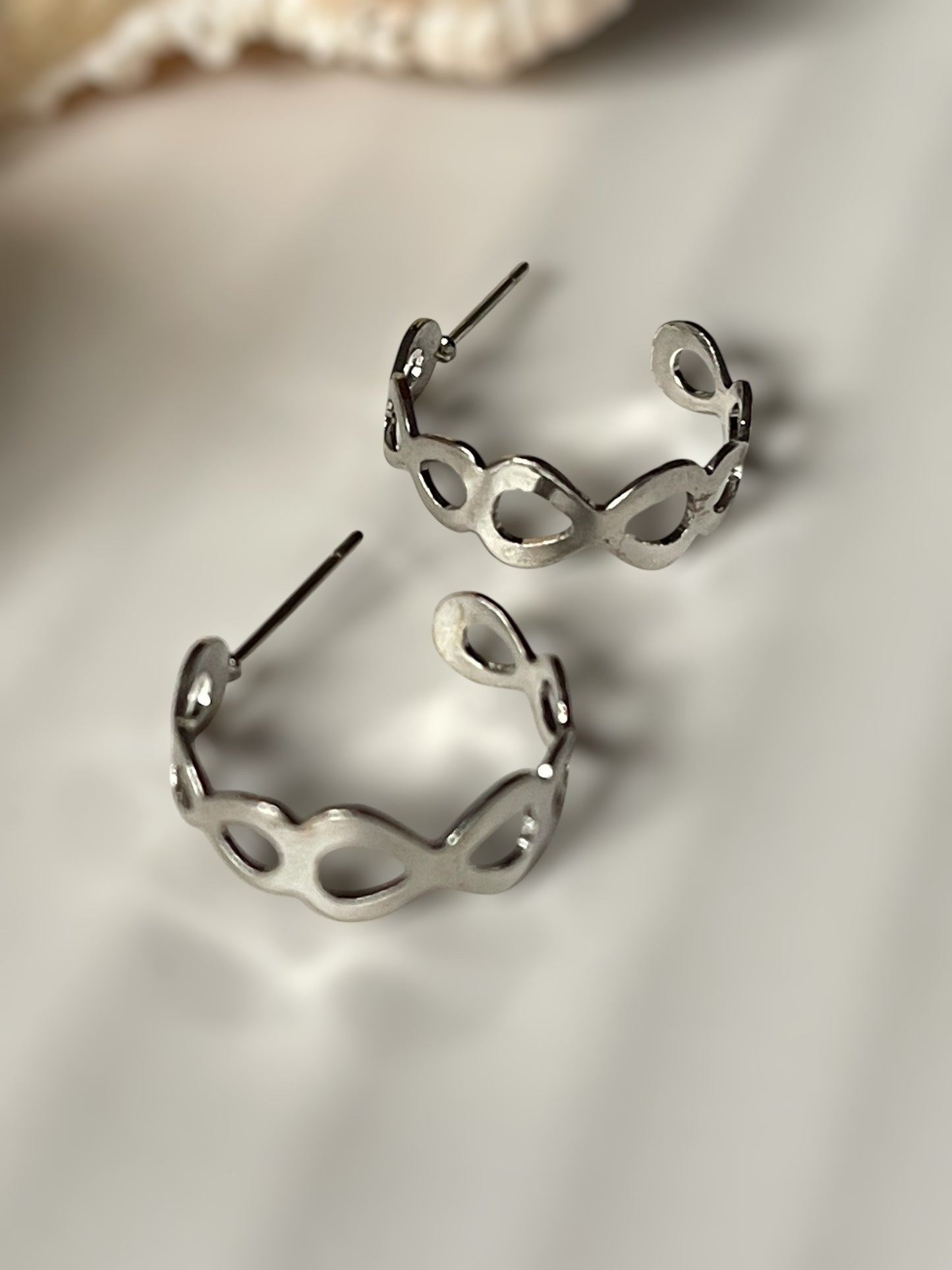 Aurora Pair of 5 earrings