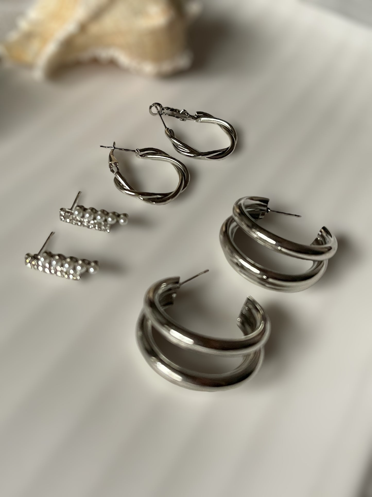 Eclipse pair of 3 earrings