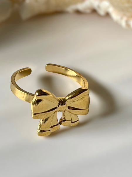 Bowtique Ring