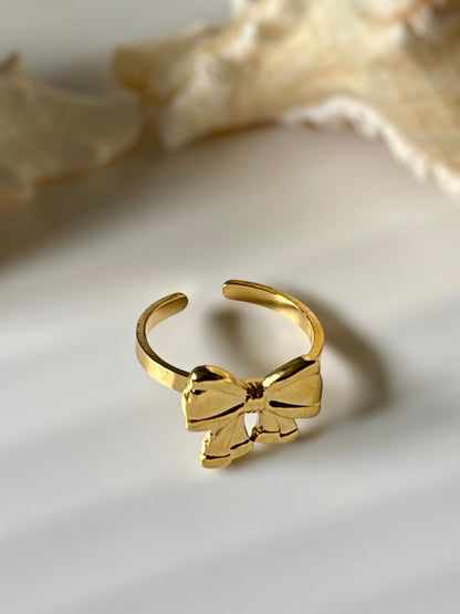Bowtique Ring