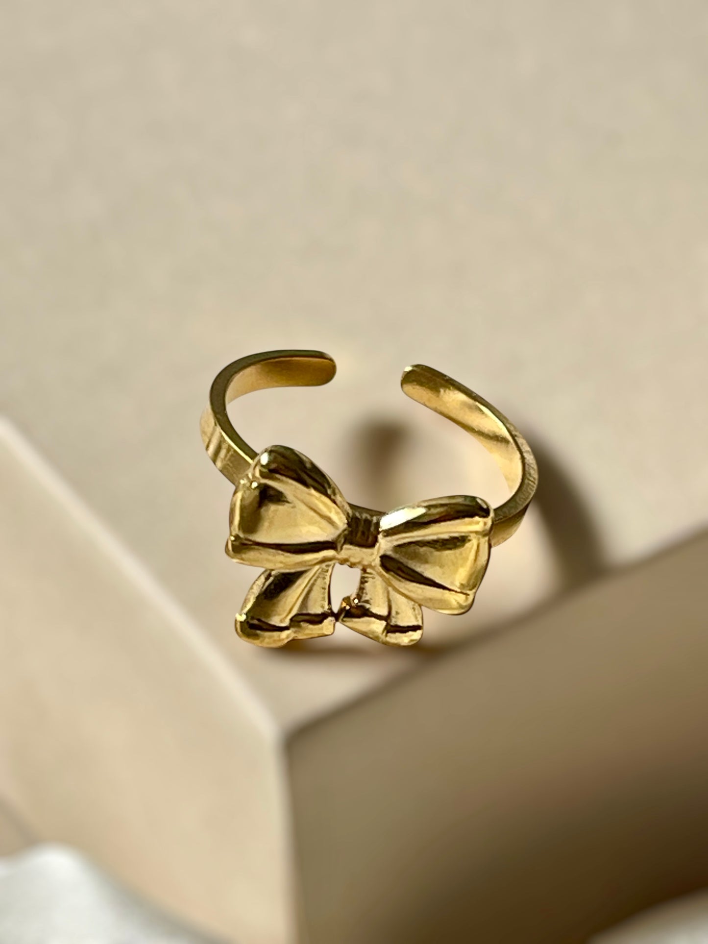 Bowtique Ring