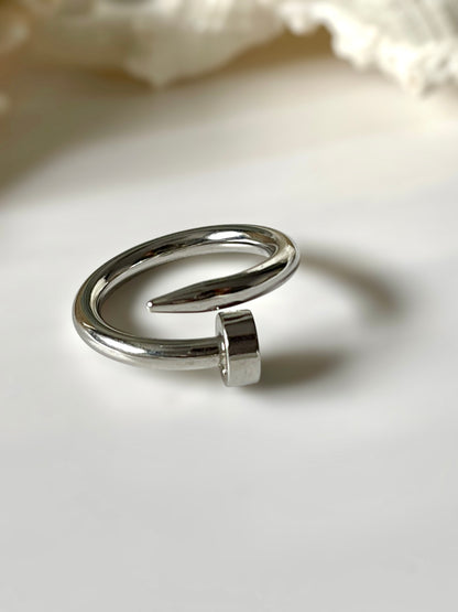 Nail Ring