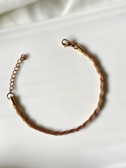 Glimmer Coil Bracelet