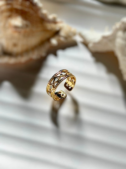 Heritage Ring